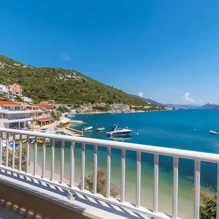 Roko By Aneo Travel *