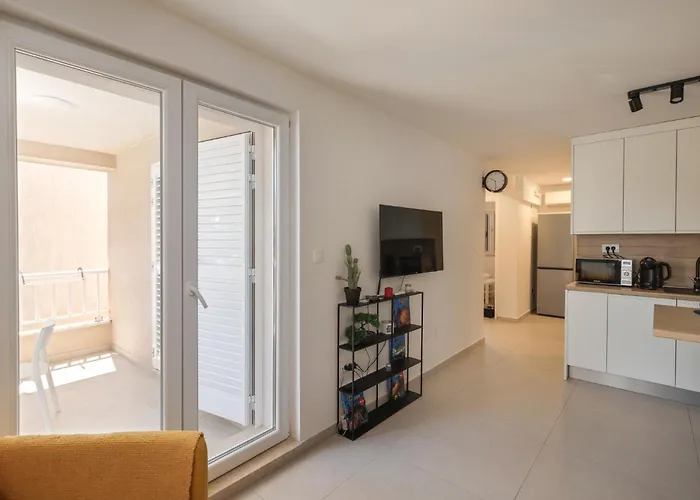 Roko By Aneo Travel * Duboka