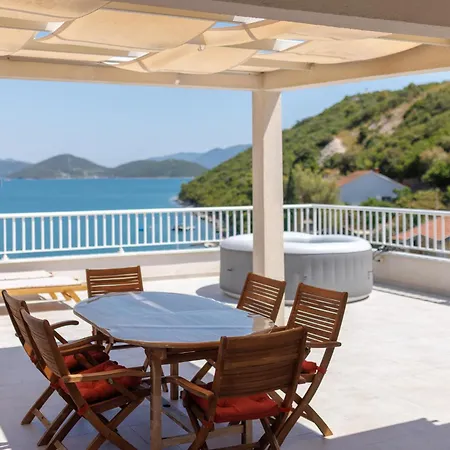 Roko By Aneo Travel Lägenhet *