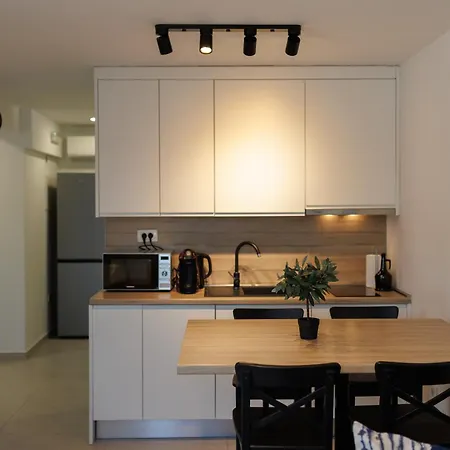 Roko By Aneo Travel Duboka