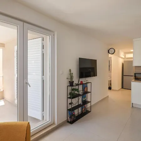 Roko By Aneo Travel * Duboka